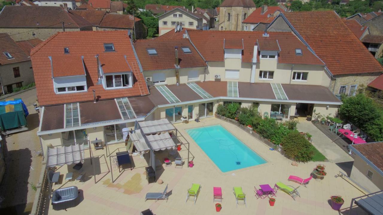 Appartamento Au Pied De La Roche Esterno foto
